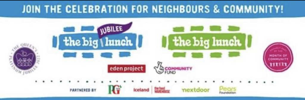 👑👑👑Platinum Jubilee Street Party - The Big Jubilee Lunch on Church Street, Fontmell Magna👑👑👑